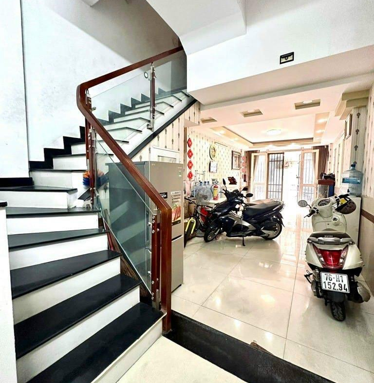 ban-nha-rieng-phuong-binh-tho-thu-duc (2)