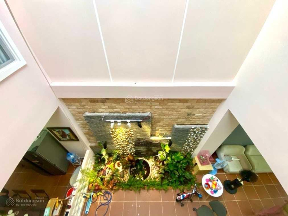 d8e2f3e9e154d45e23a10125e7ea13fe