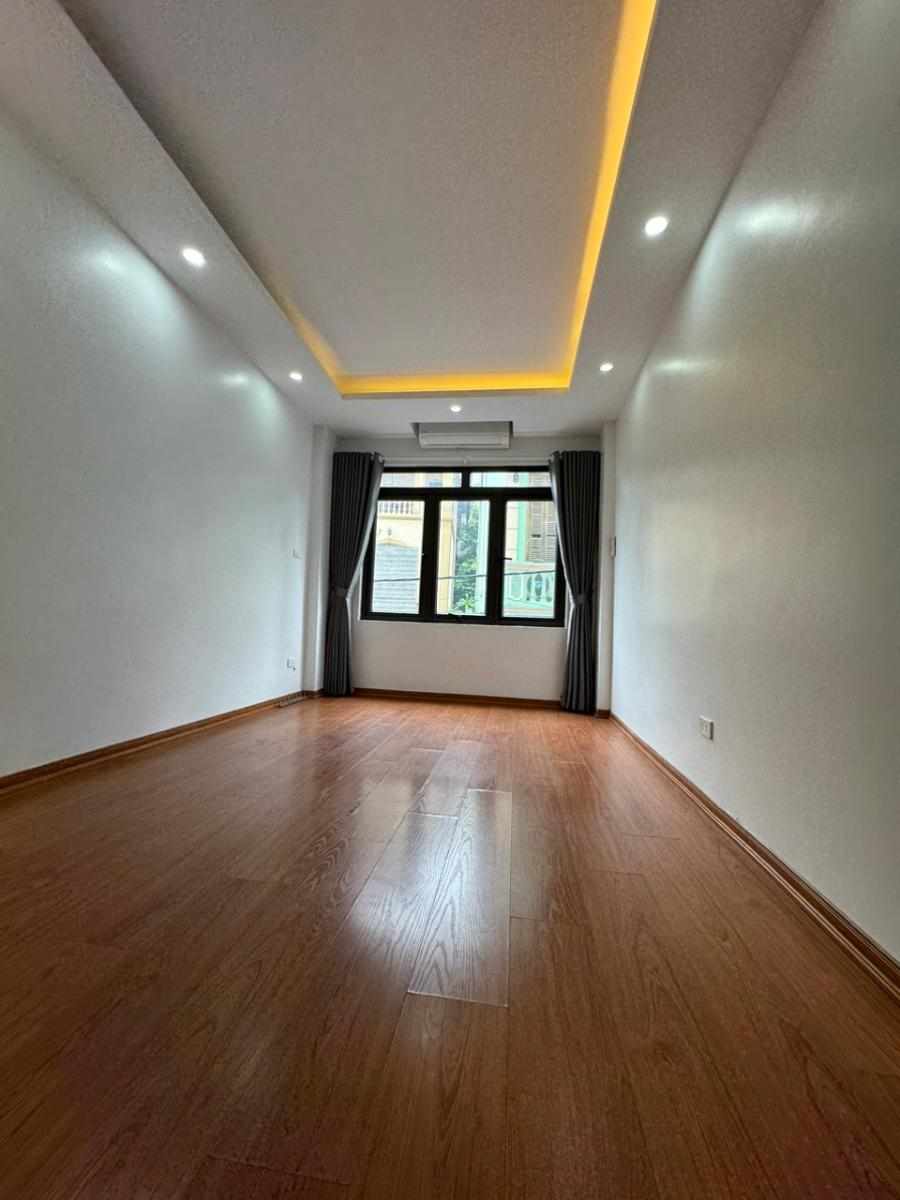 e3fc82ea-3cf6-4cda-ac7d-b6a1ac70e2fd