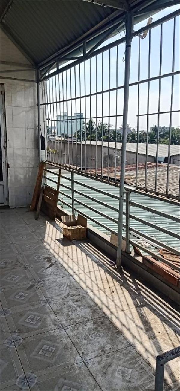 i9n-18709F7B-lvq353he_16_lvq353q7