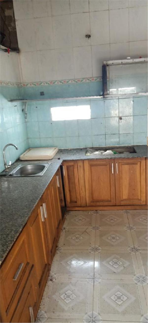 i9n-18709F7B-lvq353he_17_lvq353rj