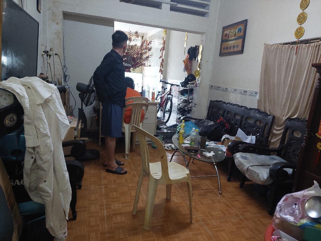 j40-84E07831-luf5ynlf_10_luf5ynrf