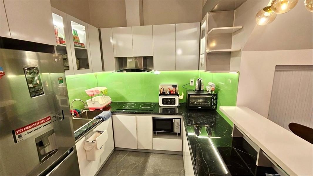 kkn-E4FA58A0-lw7p4zuw_5_lw7p4zye