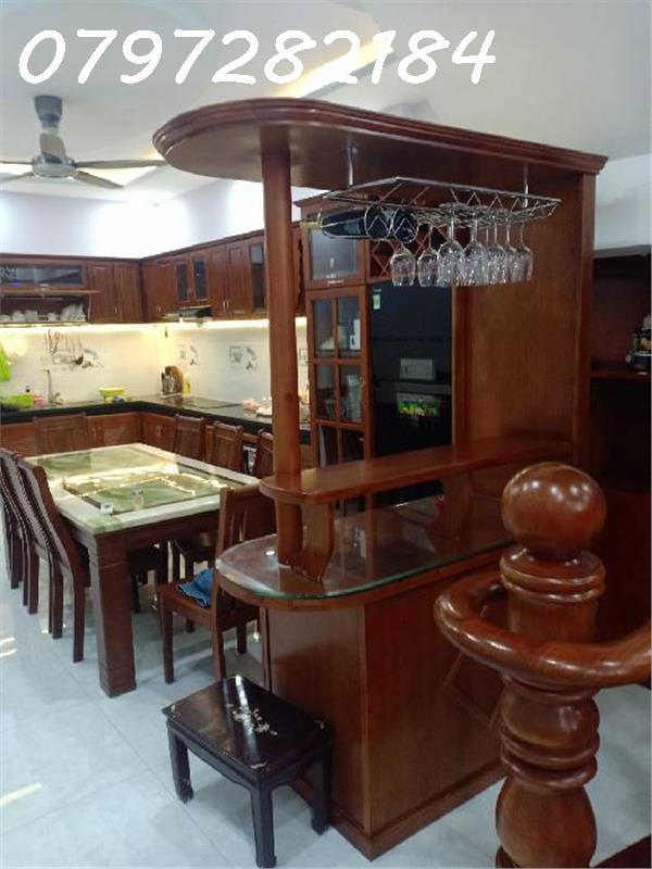 scaled_image_picker1990242277445297695