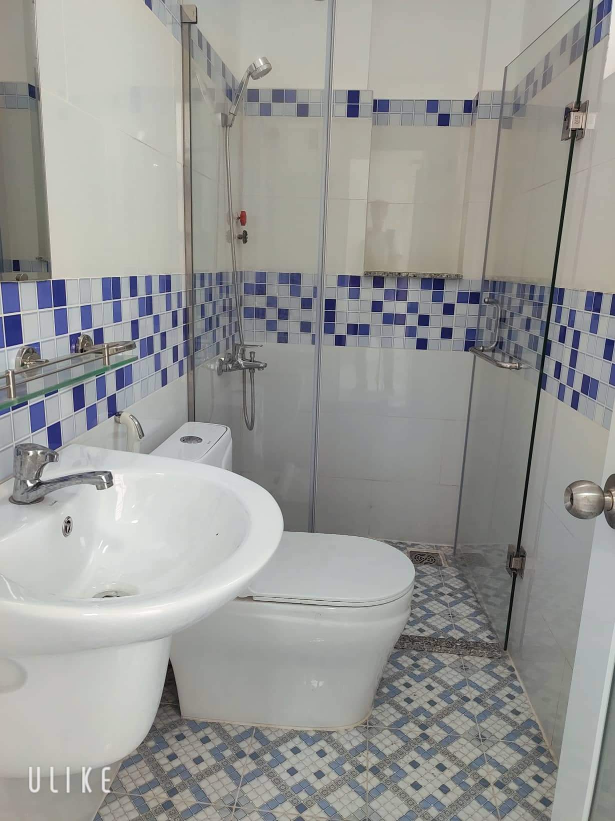 z3561009293243_98d7b8e1ec27a34713a8104ad6a54ae6