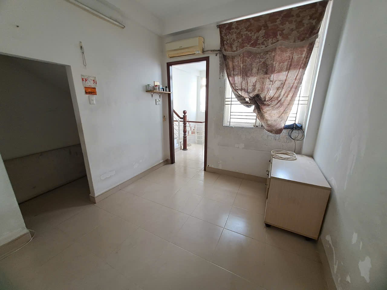 z5057593787906_03a7cefc554a7c418ba997553d76fdaa