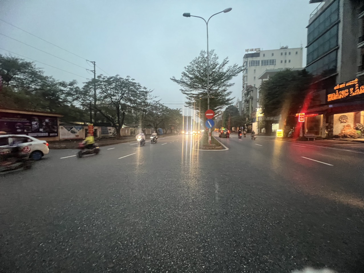 z5070951304014_8cca5aa594a1a09e2f3629839474f9be