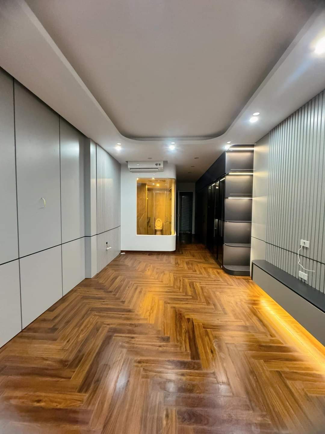 z5176561369986_5e8872180df1c0d43d41147543ae2364