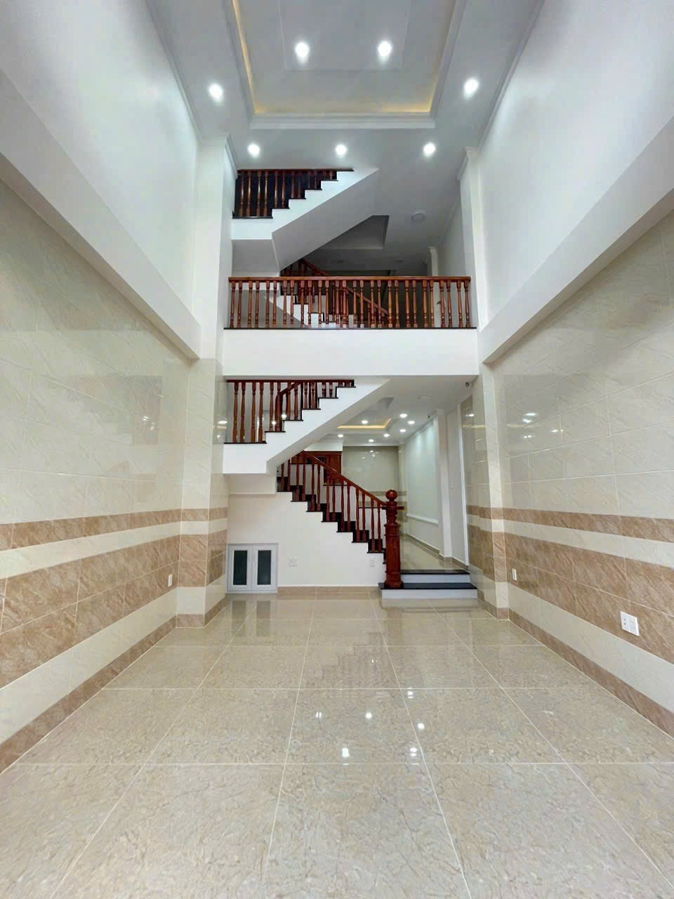 z5191699658092_3fc203cd1c5d0dd0f383a24762055ada