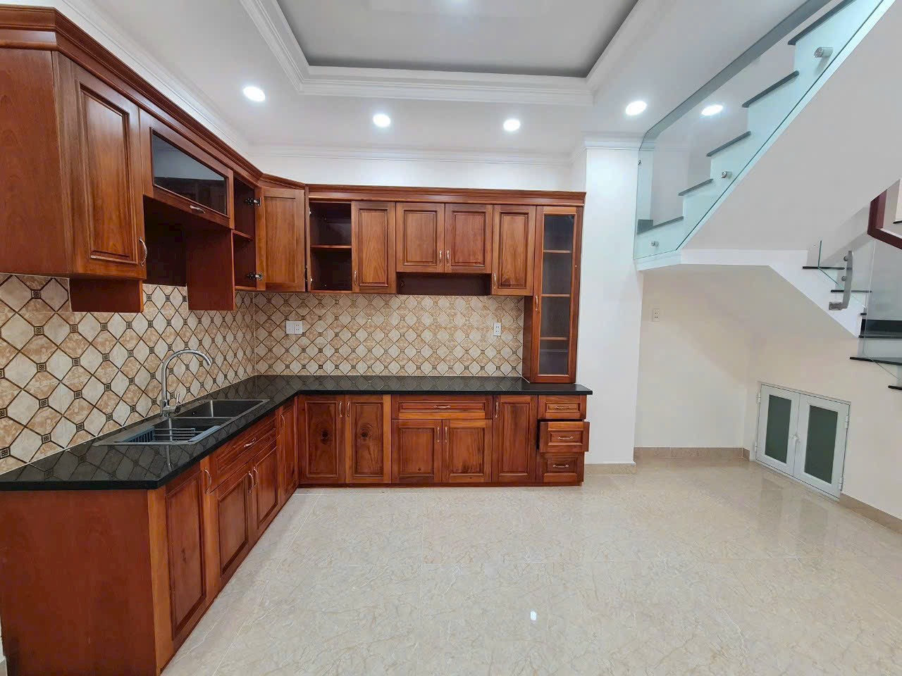 z5191699663050_17df7690bb1c73c69e48d2436c738f25