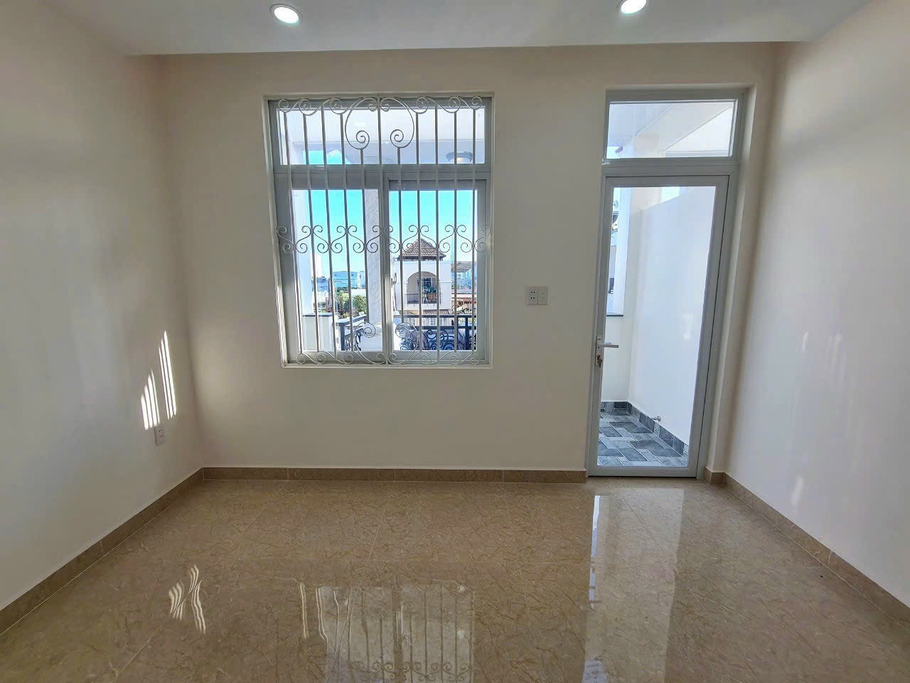 z5191699669049_0dc5040dfa0e4915f91f8496f14da778