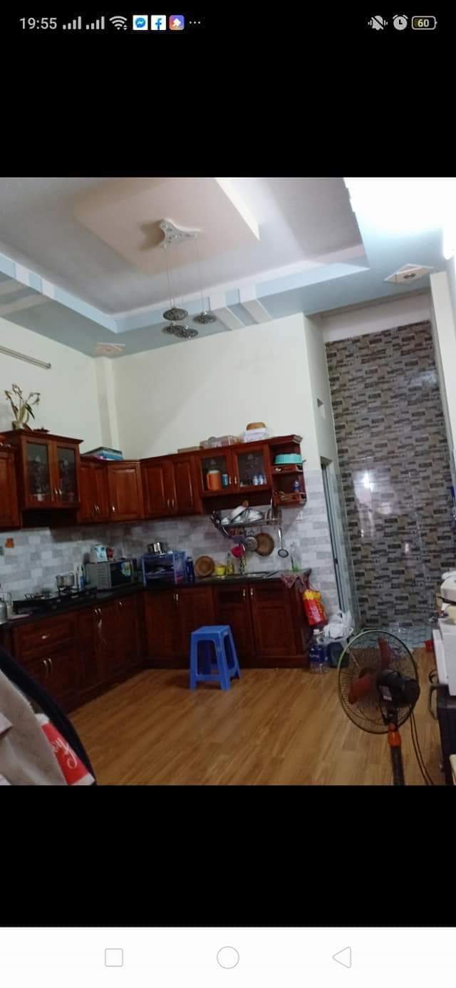 z5214497666733_aef4f339bc718e5ba0c86dc5506aa606