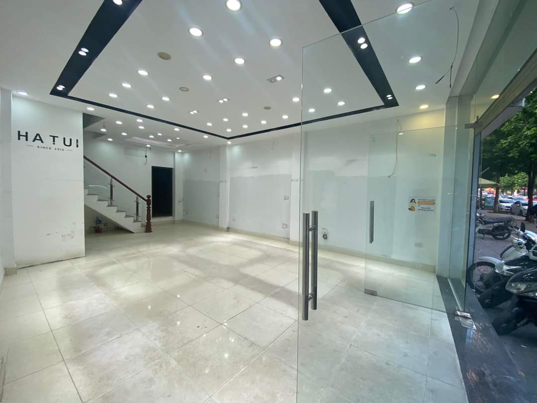 z5241279961330_d2d4ff7e0043bd96f3bfe38bdb66acef