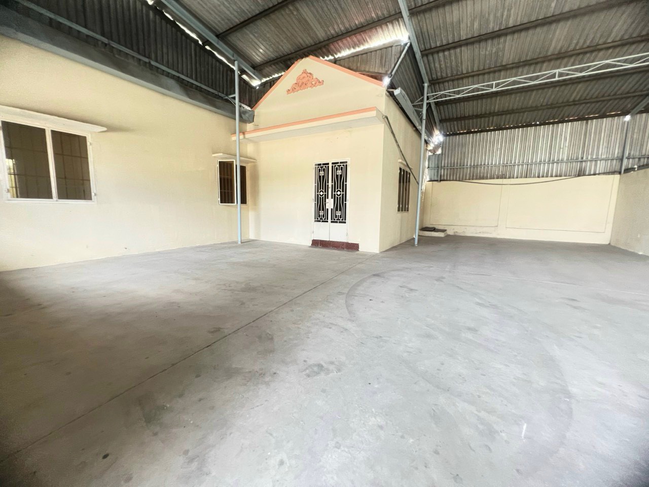 z5251922602144_dbe9f9fae606d00f694a9c71f2dc1843