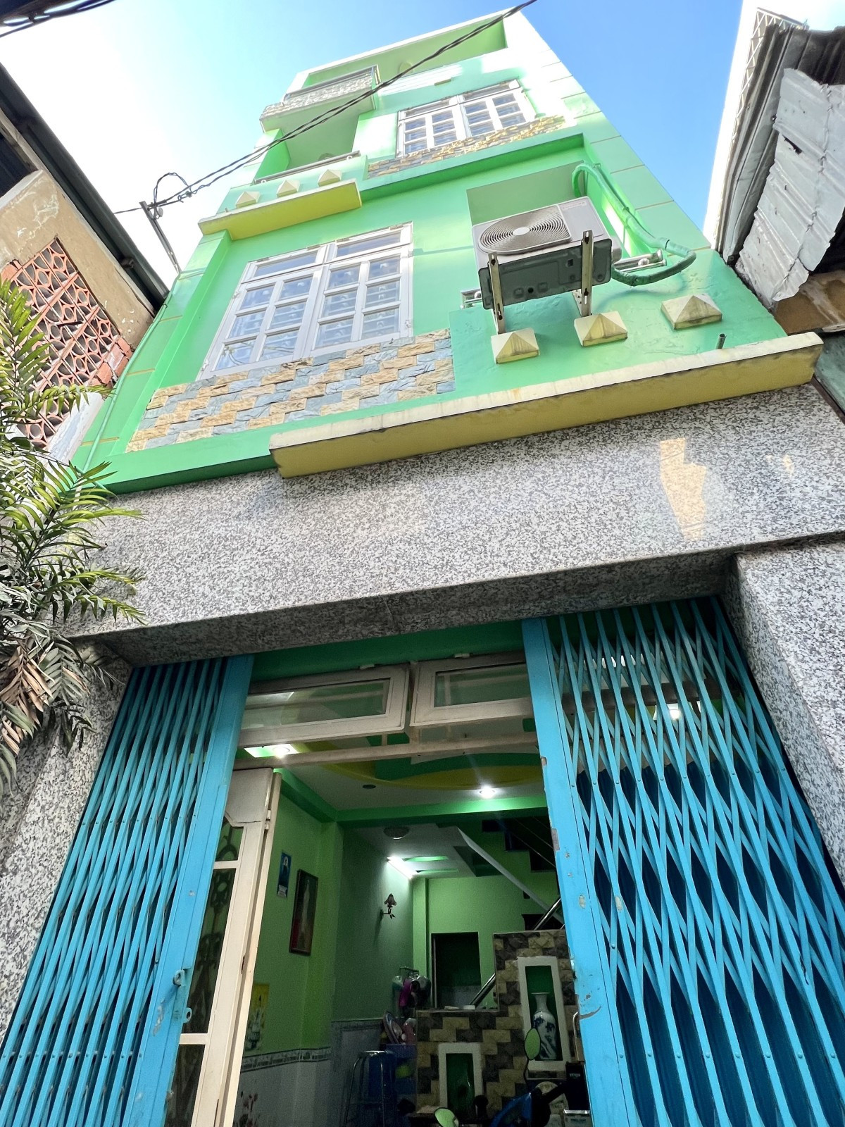 z5304843707273_ad865fdcd131b70774fec3bf5a3f8d72