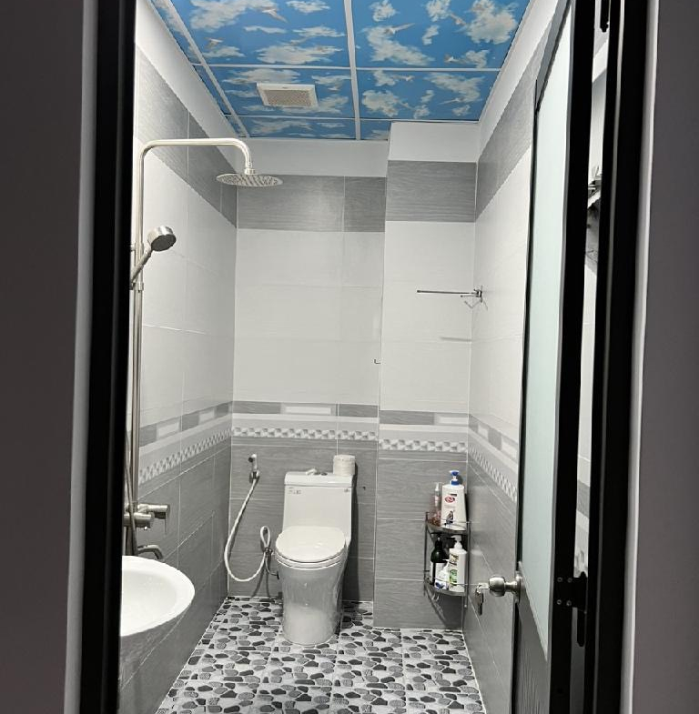 z5327755124935_e73b12ad08cf2ab783d84d9cc70de66e