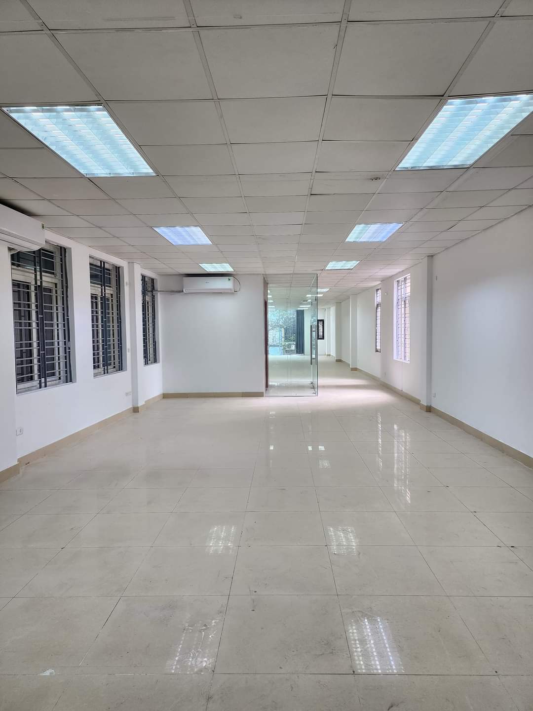 z5338547725375_dcceeb9d5e27d05e2c920479c31a9276