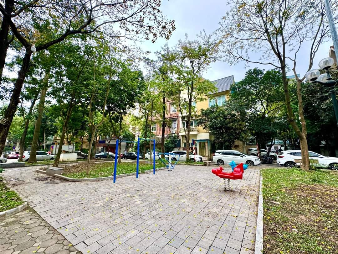 z5345883475128_da3e5727957af0572b5c0d9d31702fa9