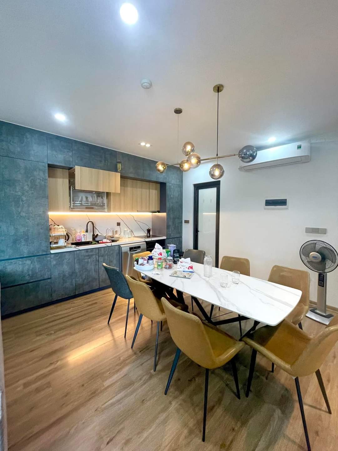 z5347552302575_19b3cbe472a74380014a6c2f43c20da7