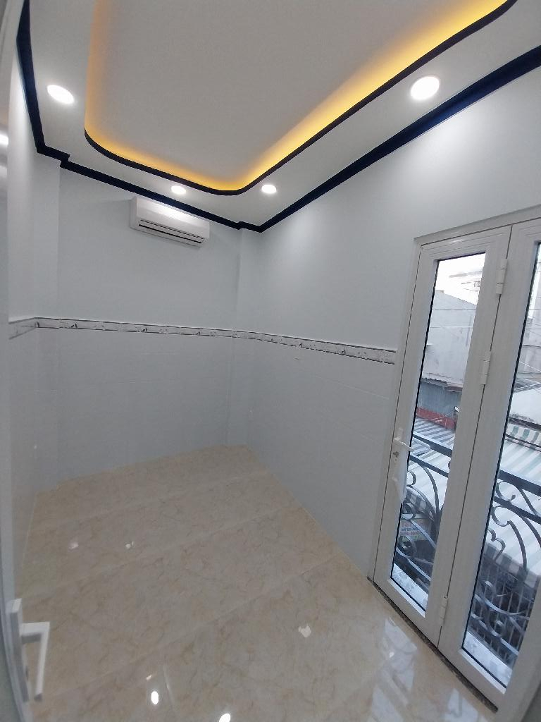 z5387136021064_6bbeb3552b91efc5edb917b9119bff12