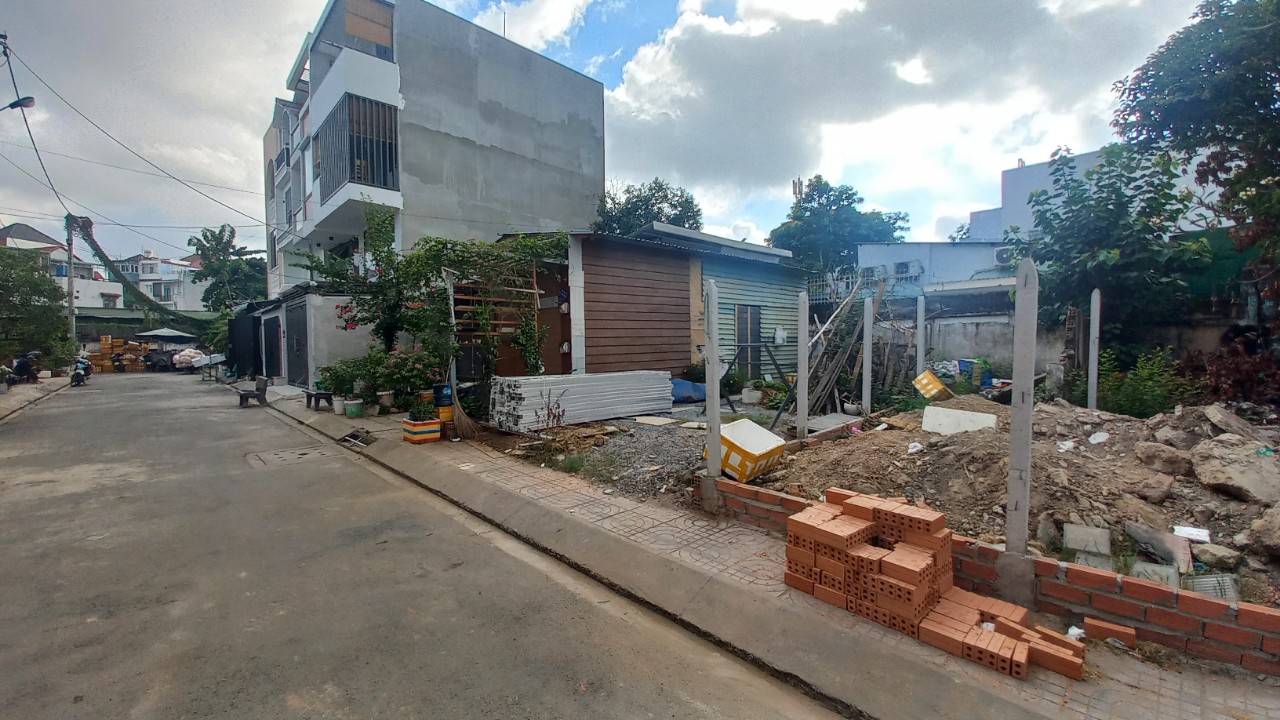 z5391738637153_9eca9513231ab2102d75a0b989ad9e82