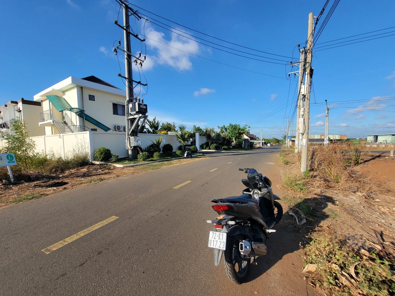 z5400583274354_05d85ac7b6b32015a598b3eee9a6eae7