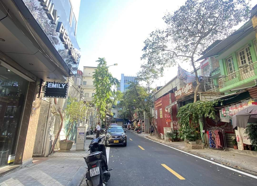 z5401219583207_78a65404e14ff1b495008f60eb13d54e