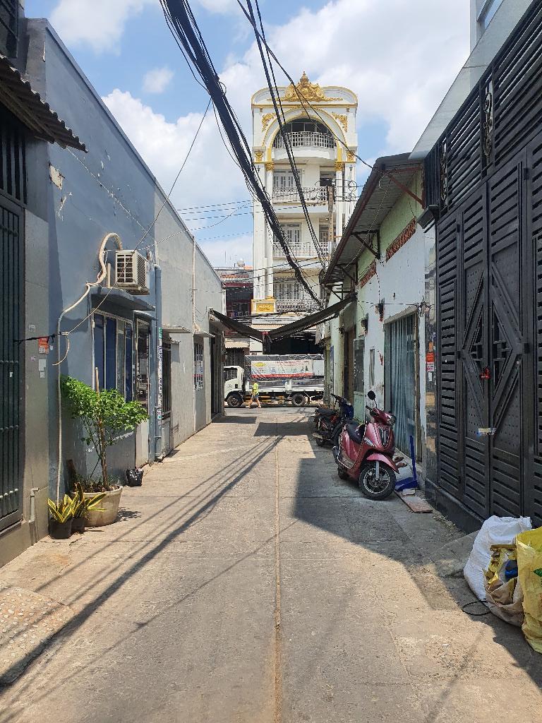 z5404018587642_401bb08888b999b03e57d17611559879