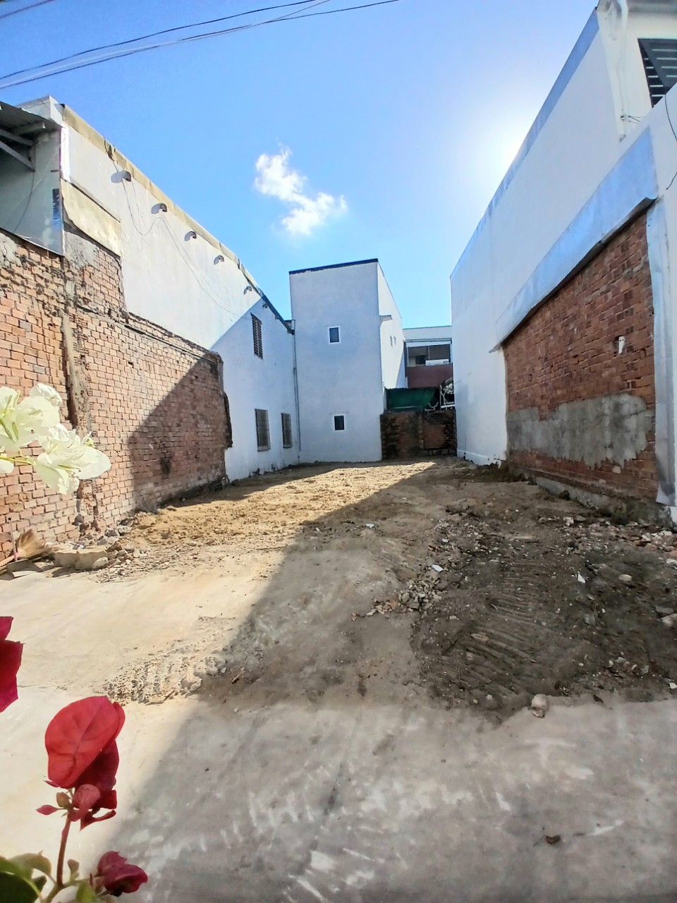 z5405277475316_1632372c4921865bc28d282e36477fd4