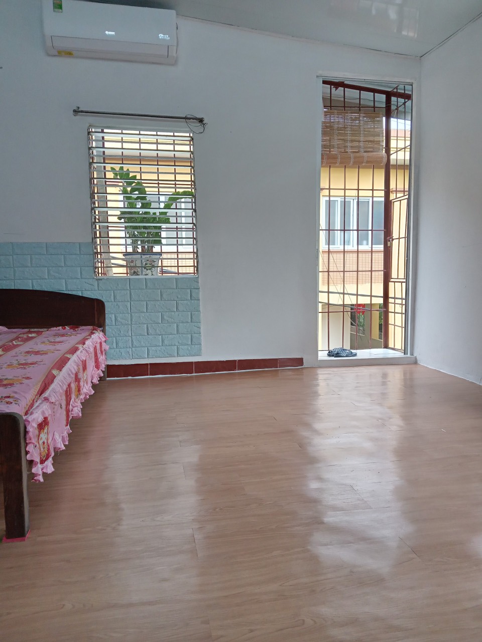 z5411278222779_912e8ea43f754e3c4ae8745e8f1b9733