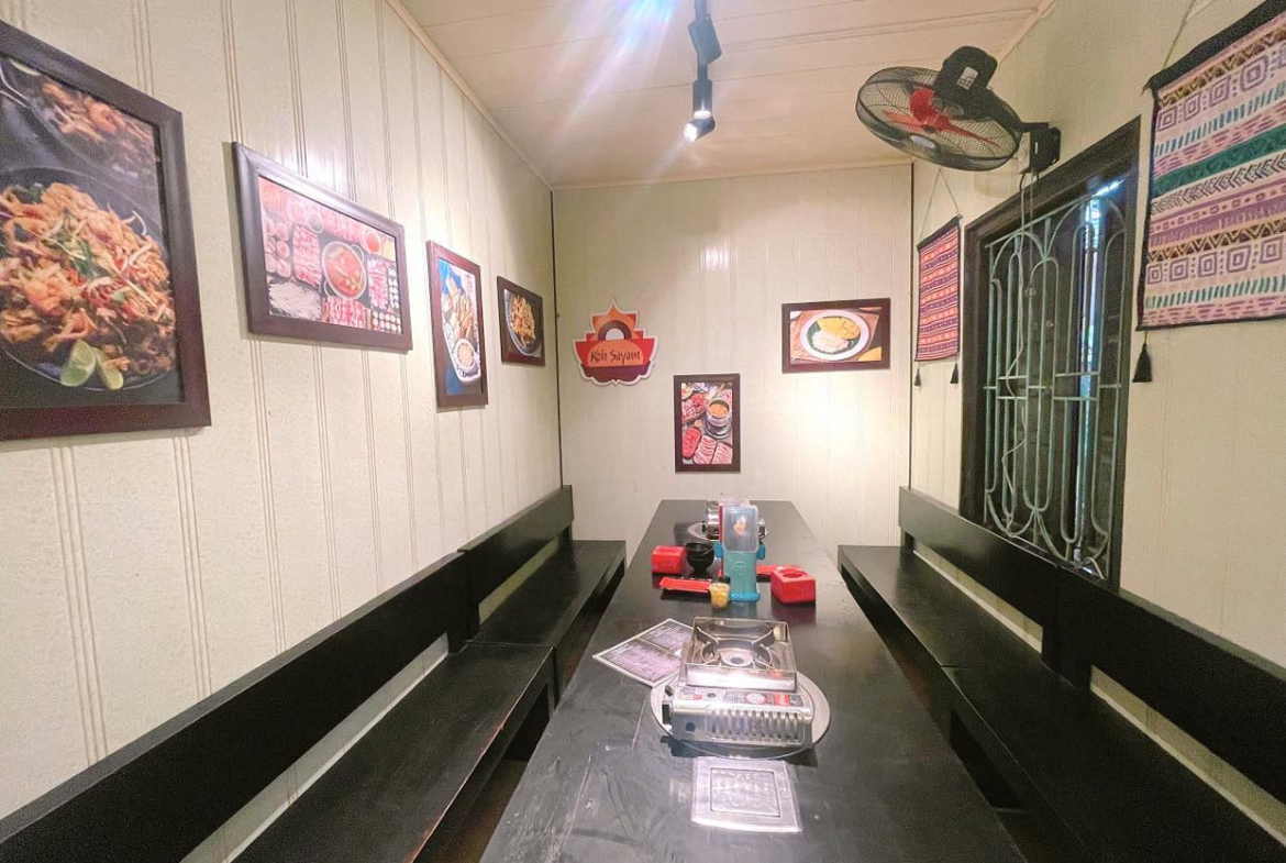 z5413576409443_c543b6ec06a0521a69a4f4bd889ed3cf