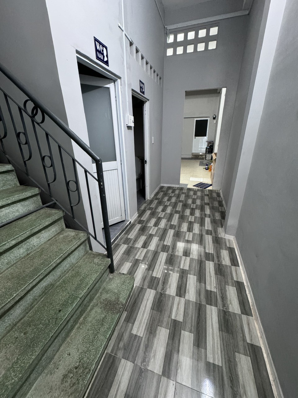 z5416896732363_6e9c61a4dfba82f41ea8a6a706349f91