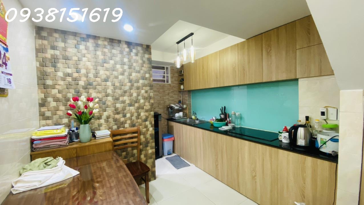 z5422985695883_46194476c60aa7d625fedde76f4c3cd2