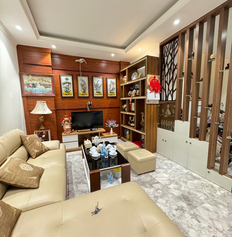 z5424149947868_20de011278ba758a2b50b18ee87d75cd