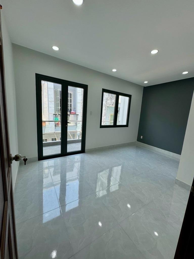 z5424231079753_ef5e06c3f3f29d90e2b2bd3684cab69e