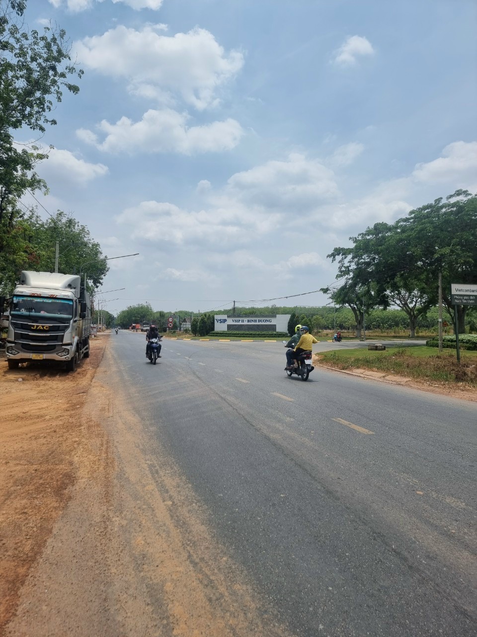 z5426392641575_e9d9179950c649964780dd980d602be6