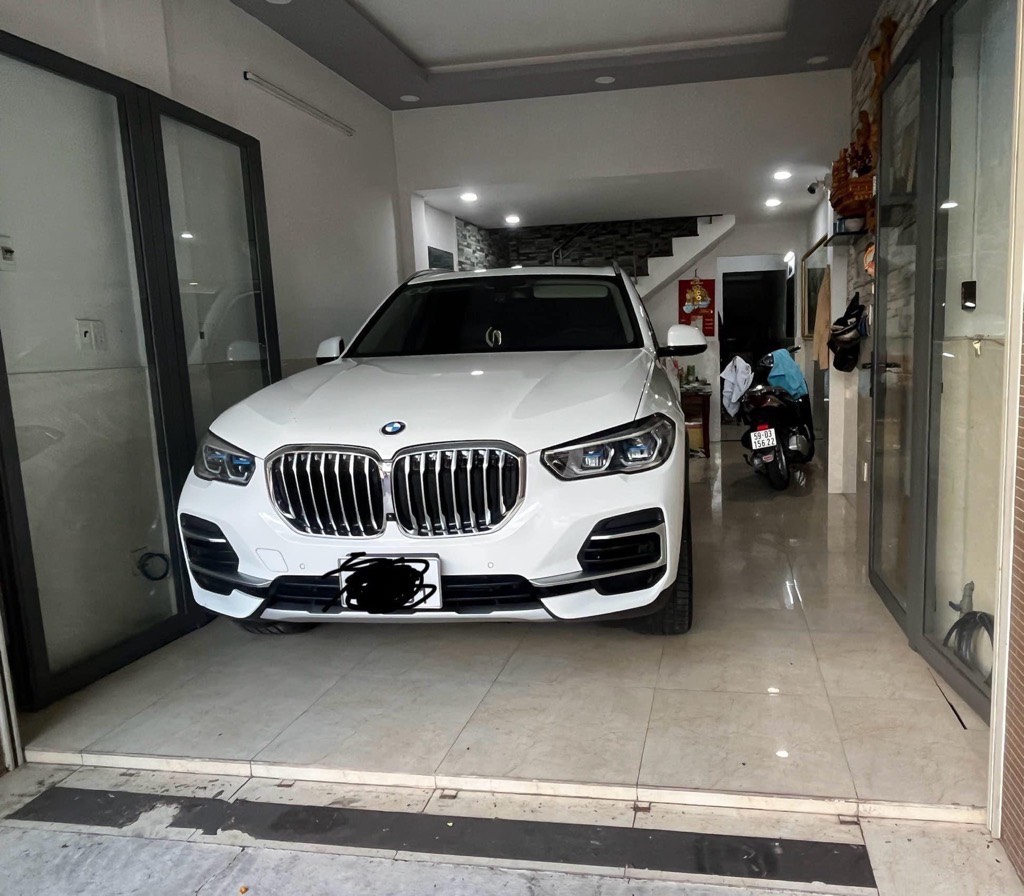 z5429677672635_39512b6a3b4236d7ea3da9941fc01c5e