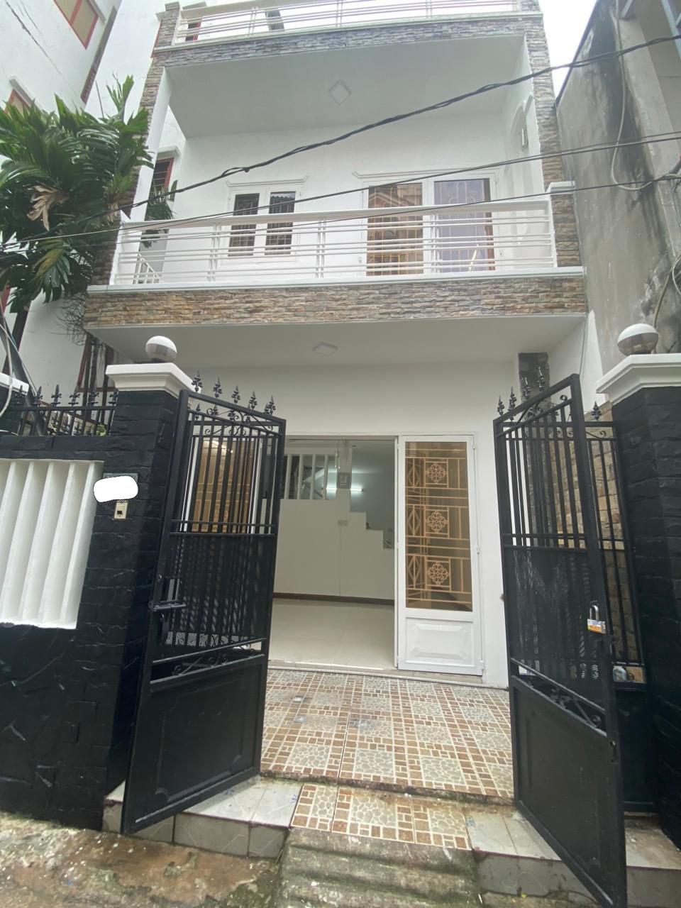 z5435337187682_803a54d8f8d87c49b6cc1e7b80094496