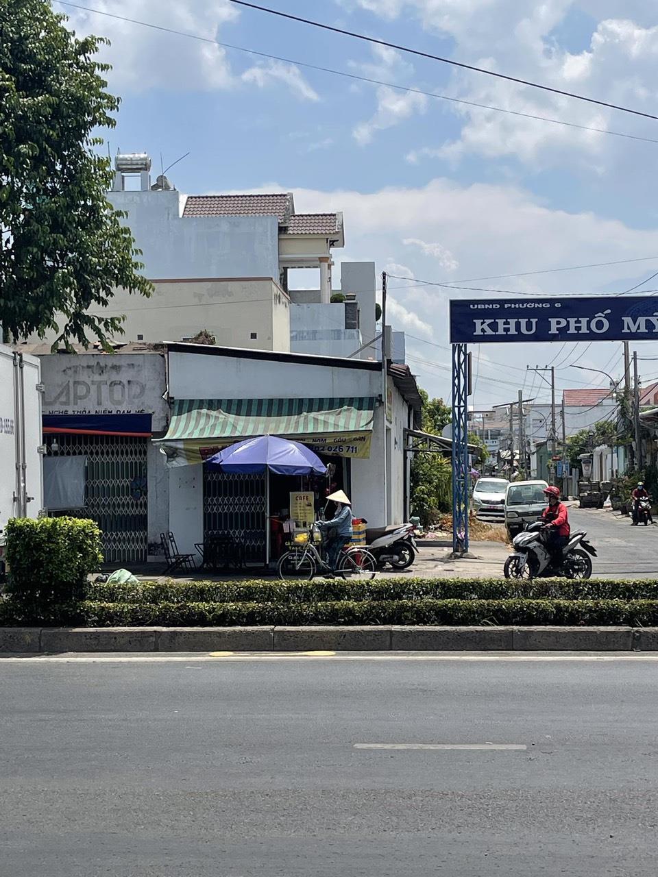 z5435485150233_5b175d494e891f6e6fd662ff4f7dfc41