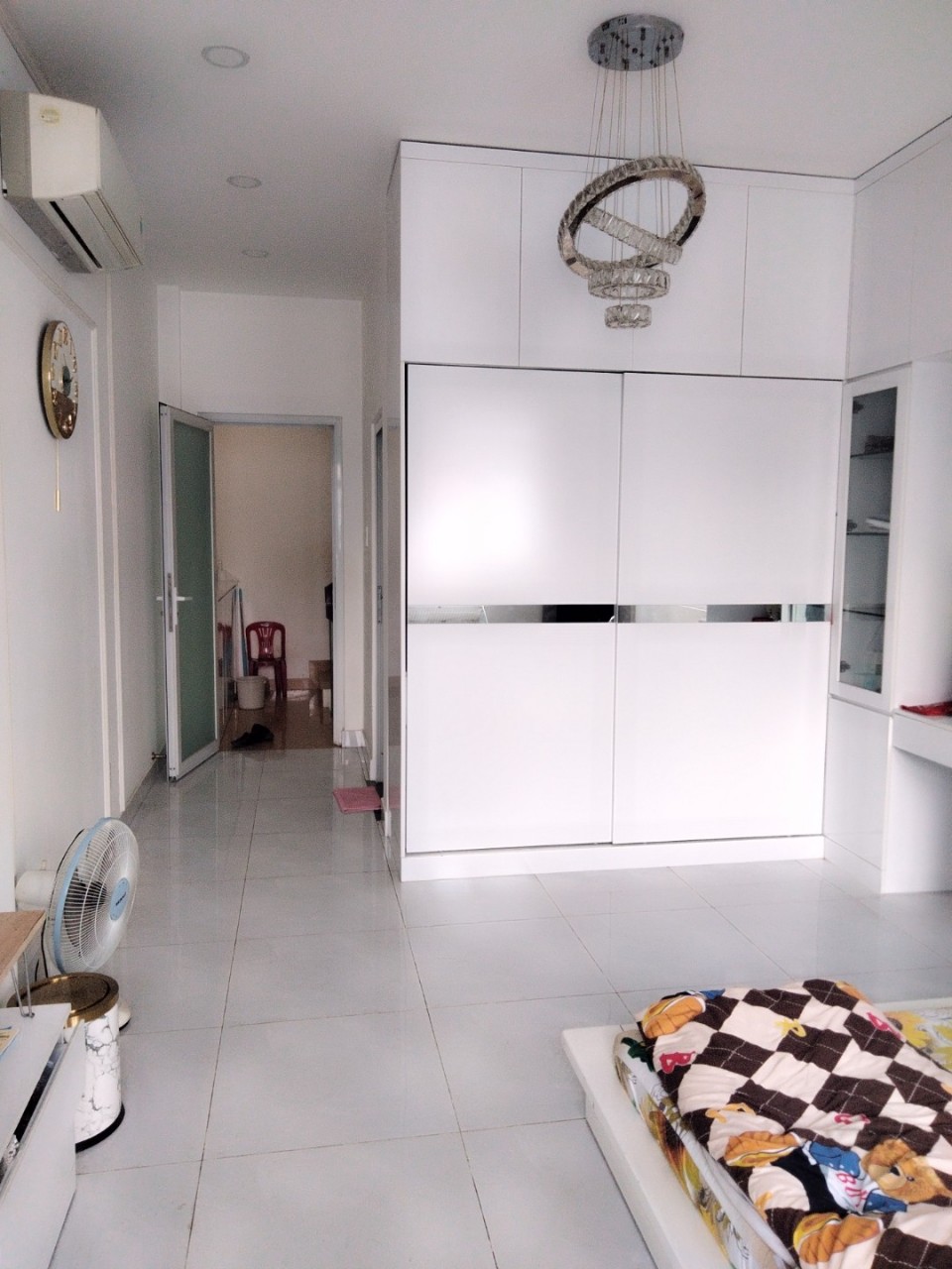 z5437444901121_242a4e48731f564c409c4fd69a1d3abd