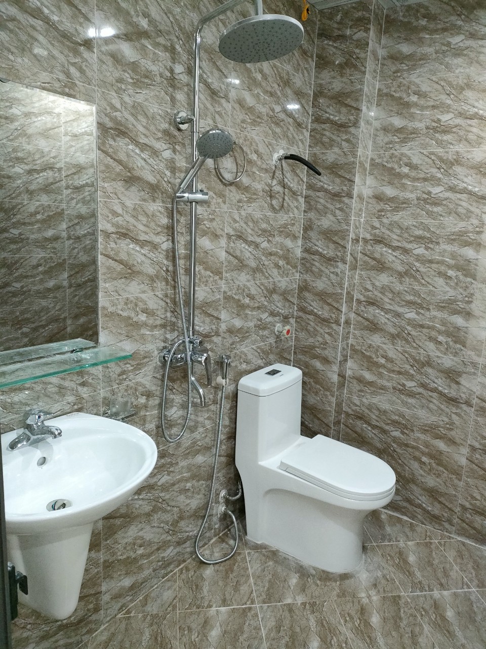 z5438768712006_b4d138bb12a24aa7330356052fd92741