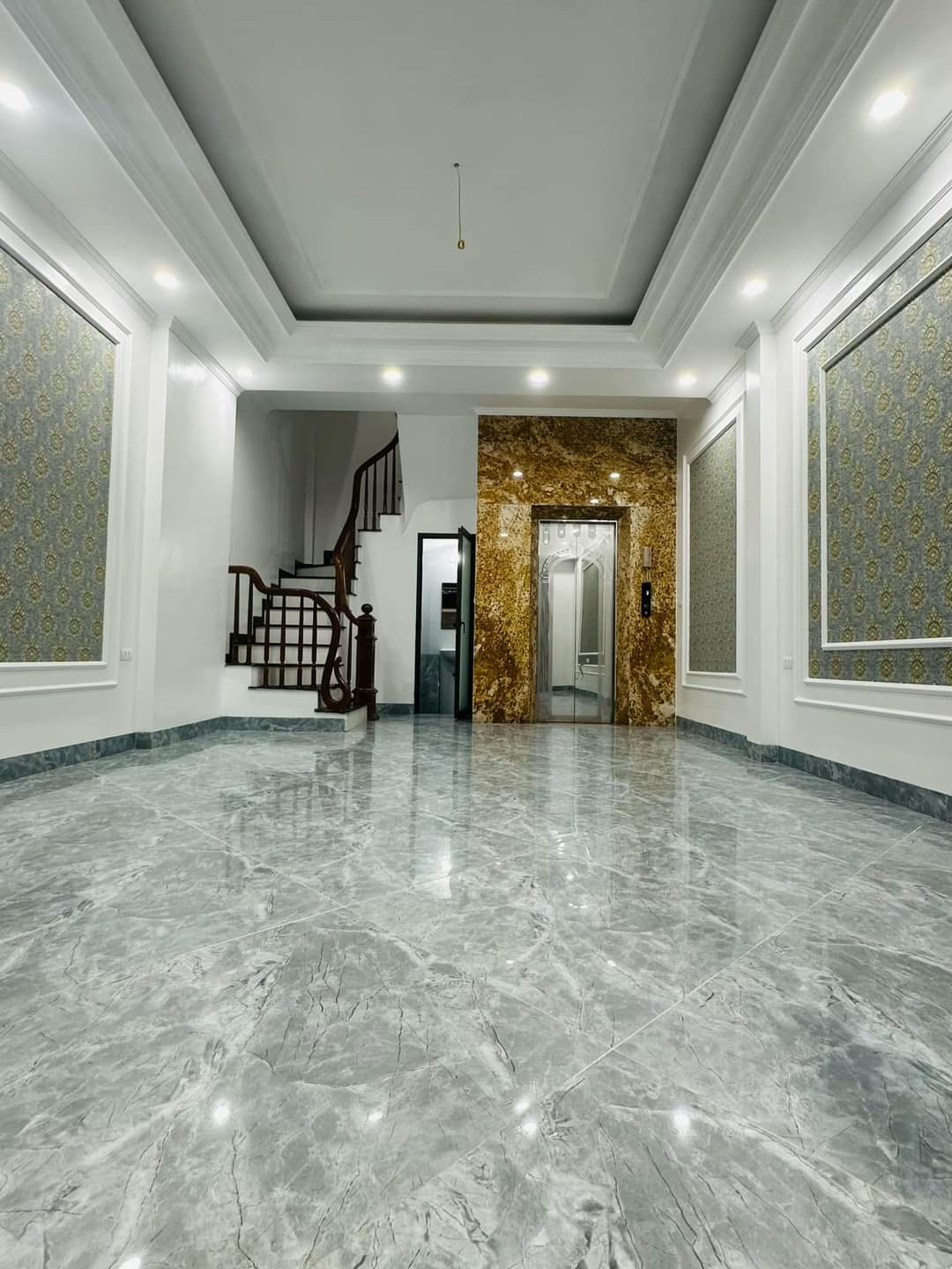 z5439090096073_0611c22a1a63a89675d96a09512fb901