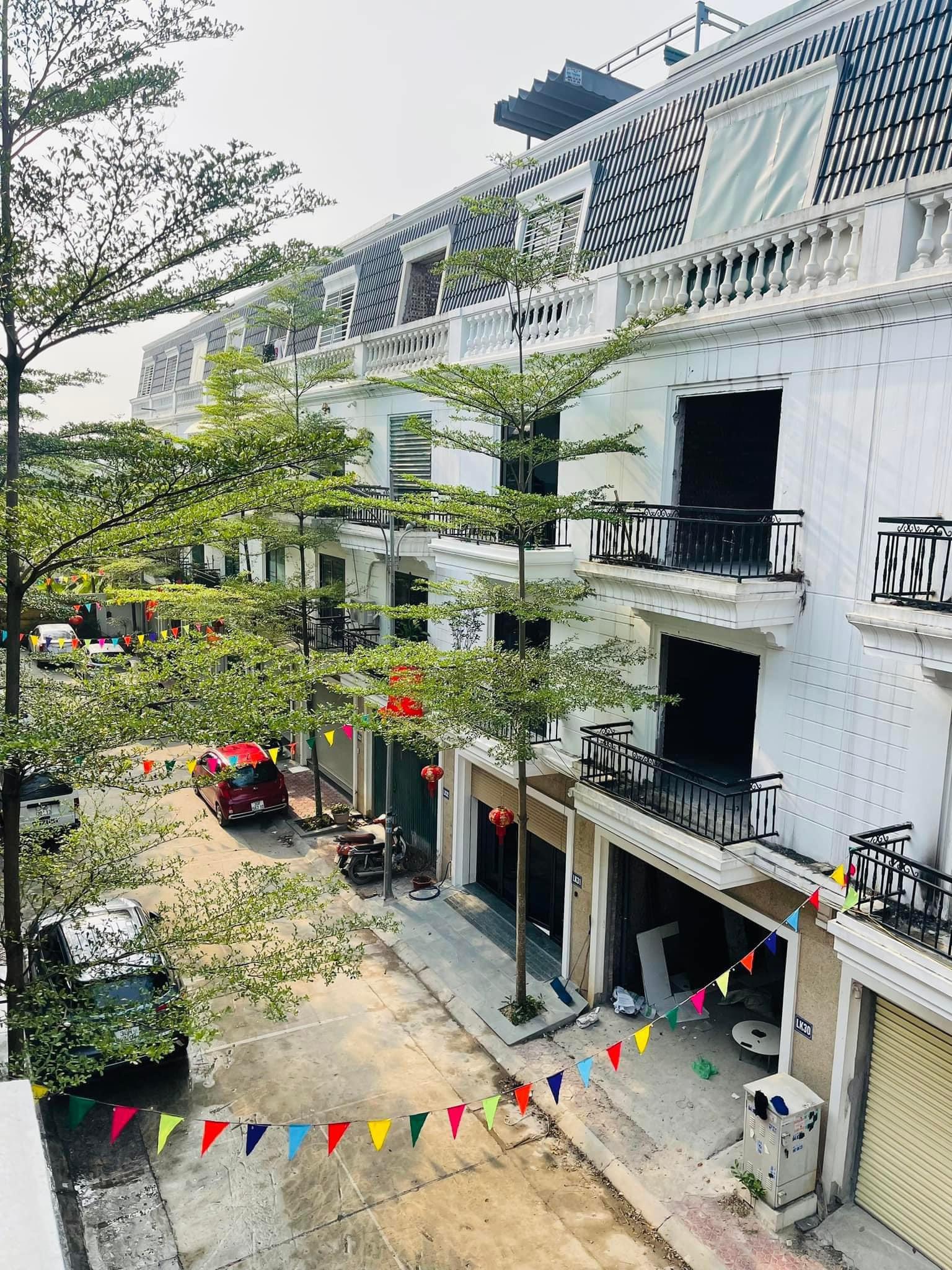 z5444520737716_d2a71cd22154c78e0dd345ebd9beea3f