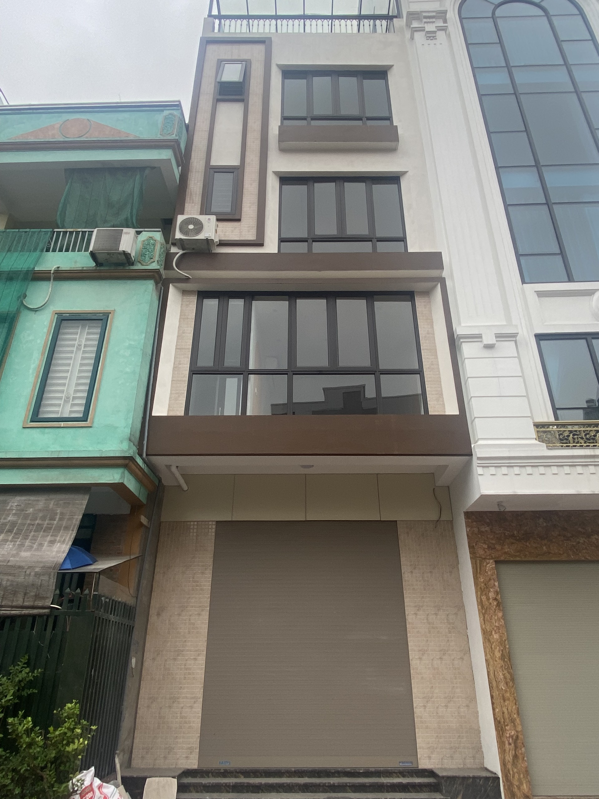 z5451790041762_62e8ee4e2bd272ee44d3d1a5fa3c8522