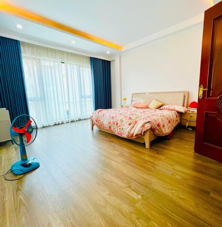 z5453442137160_934f39de8f6eb6c2fb6adabbac77ba50