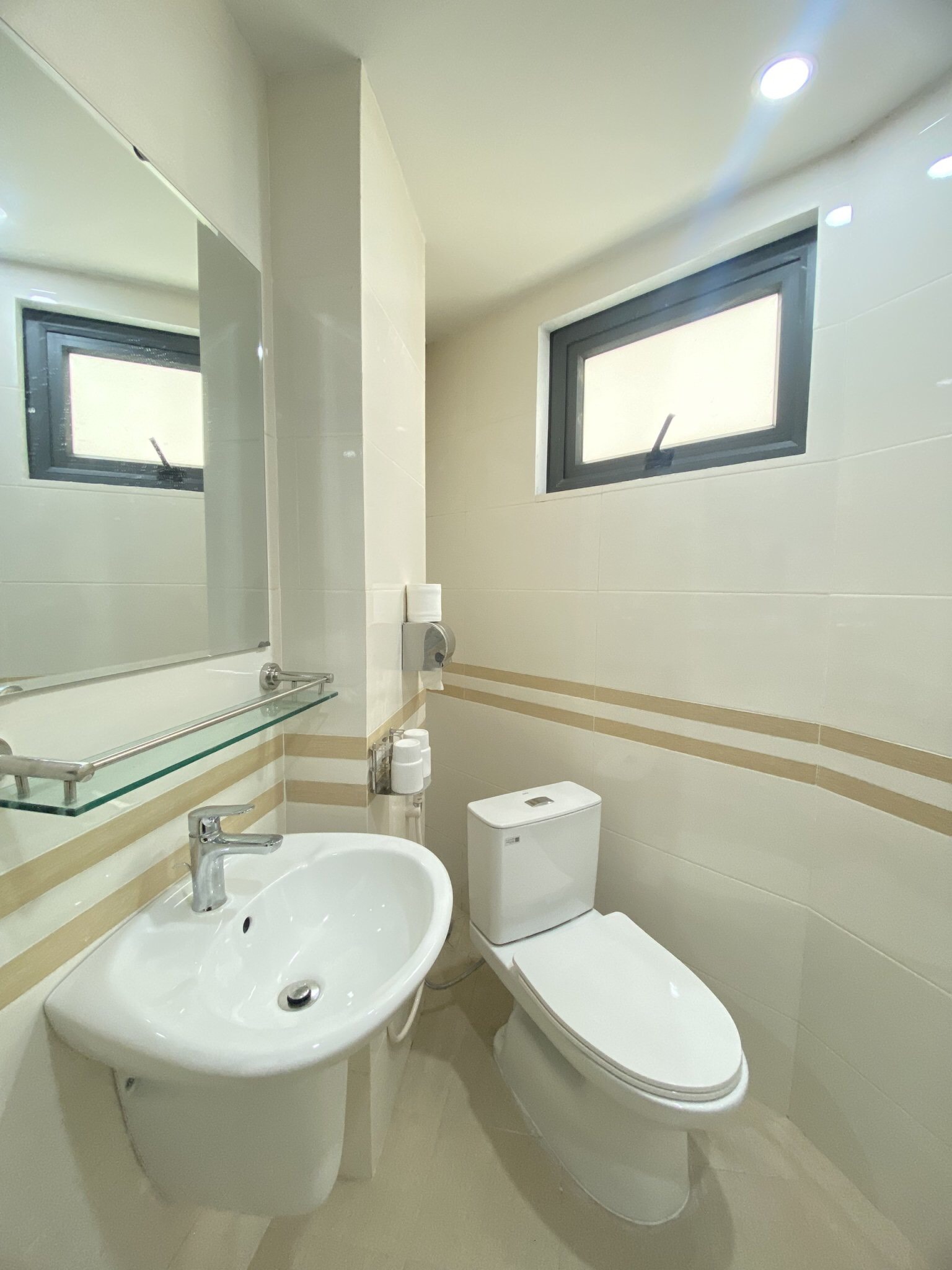 z5459875028010_a343a14dad7c60f470f68823e86b4d42