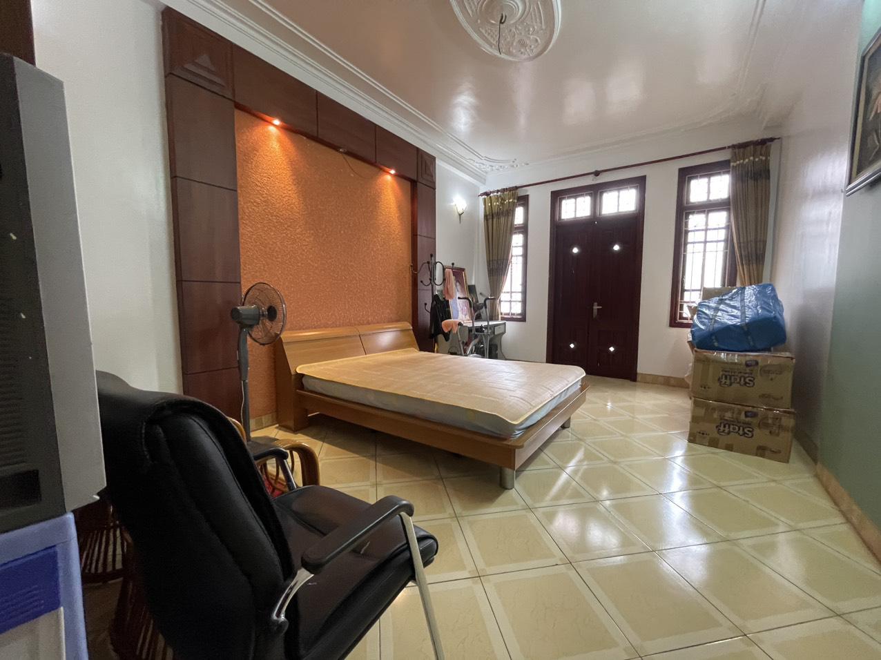 z5460962668525_56284a133fa2937b2832cfcb7cff534a