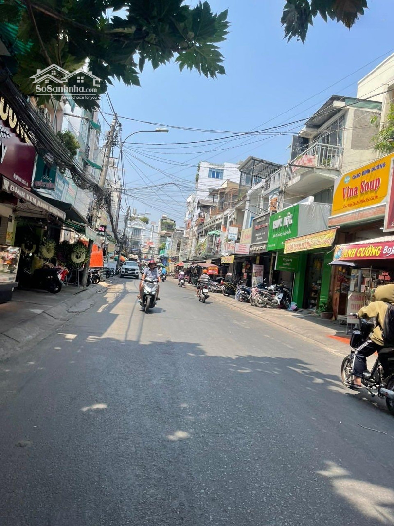 z5461784656813_46015d53ed26742b2c986df1a688f826