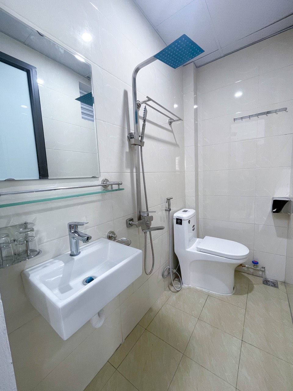 z5473025374940_a9fde41b88d2d957454a77c524e2789a