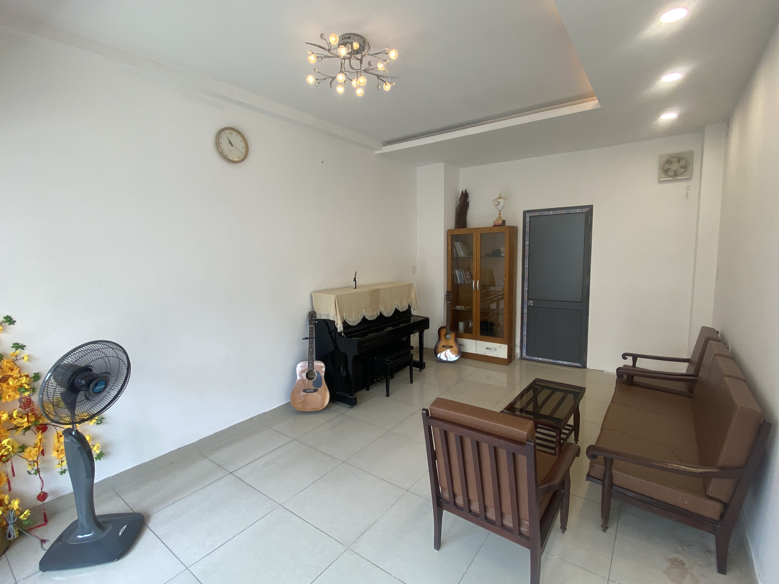 z5478582758794_fb047e93e27a5d70c149b7e34c3cc92e